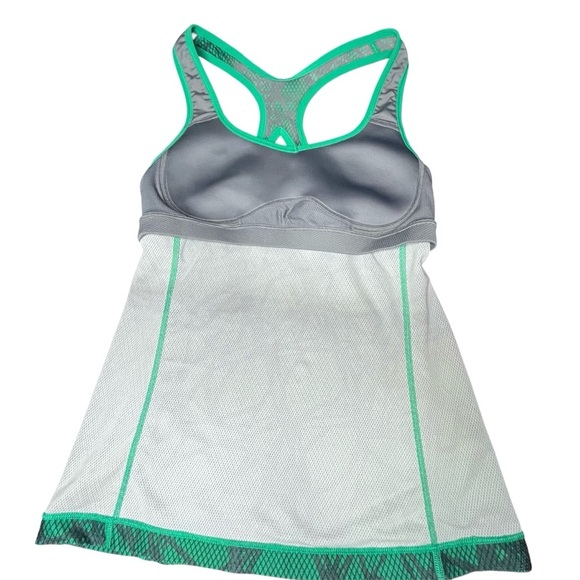 Nike Women's Green - Picture 3 of 5